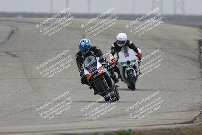 media/Nov-29-2025-TrackDaz (Sat) [[10ae2d9bce]]/B Group/Session 3 (Outside Grapevine)/